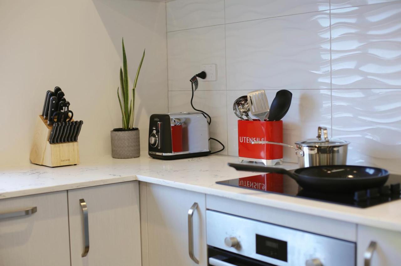 Cheerful 3-Bedroom Townhouse Close To The City Окленд Экстерьер фото